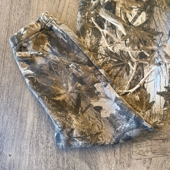 Hollister Camo Fleece Joggers - Picture 3 of 6